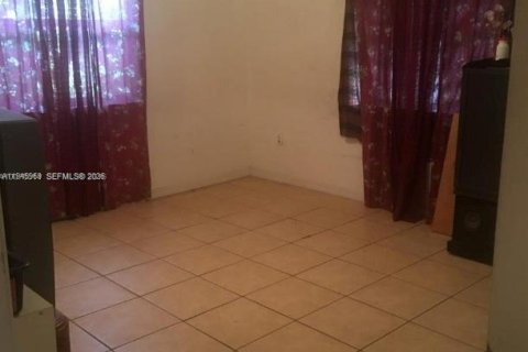 Propiedad comercial en venta en Miami, Florida, 231.51 m2 № 2002207 - foto 6