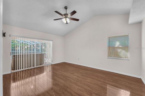 Villa ou maison à louer à Valrico, Floride: 4 chambres, 242.29 m2 № 2387602 - photo 20