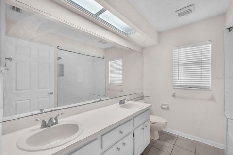 Villa ou maison à louer à Valrico, Floride: 4 chambres, 242.29 m2 № 2387602 - photo 27