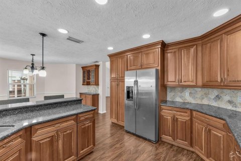 Villa ou maison à louer à Valrico, Floride: 4 chambres, 242.29 m2 № 2387602 - photo 11