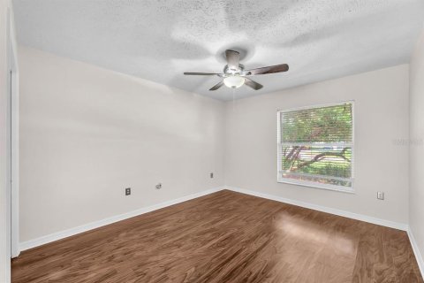 Villa ou maison à louer à Valrico, Floride: 4 chambres, 242.29 m2 № 2387602 - photo 26
