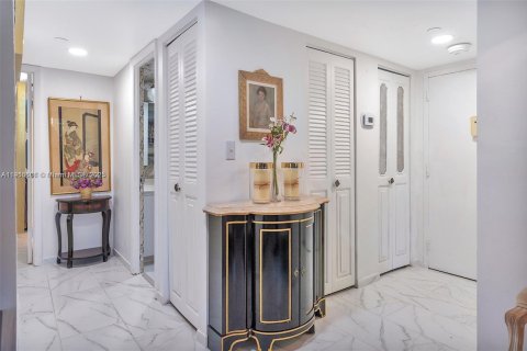 Copropriété à vendre à Pembroke Pines, Floride: 2 chambres, 104.05 m2 № 1971962 - photo 12