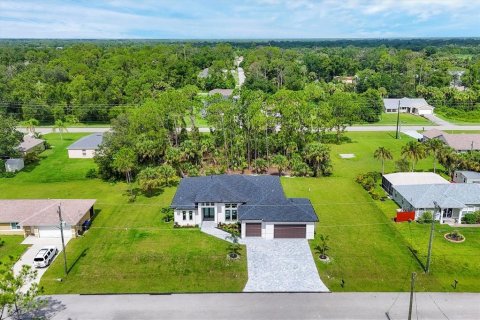 Casa en venta en North Port, Florida, 4 dormitorios, 209.96 m2 № 1838072 - foto 5