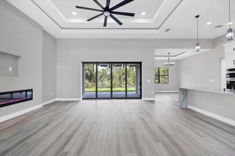Casa en venta en North Port, Florida, 4 dormitorios, 209.96 m2 № 1838072 - foto 9