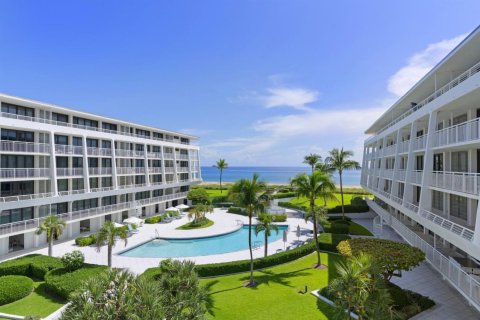 Condo in Palm Beach, Florida, 3 bedrooms  № 2400001