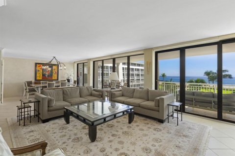Condo in Palm Beach, Florida, 3 bedrooms  № 2400001 - photo 5