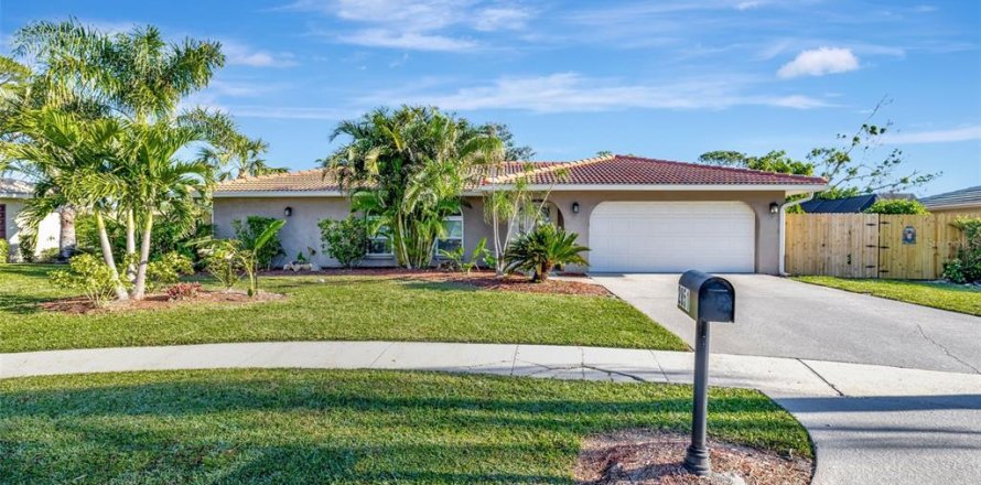 Casa en Sarasota, Florida 4 dormitorios, 196.02 m2 № 1559100