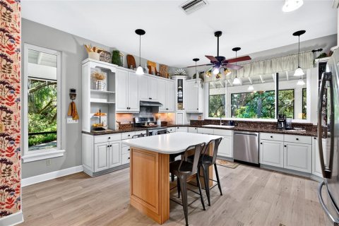 Villa ou maison à vendre à Clermont, Floride: 4 chambres, 354.7 m2 № 2352385 - photo 18