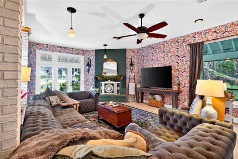 Villa ou maison à vendre à Clermont, Floride: 4 chambres, 354.7 m2 № 2352385 - photo 16