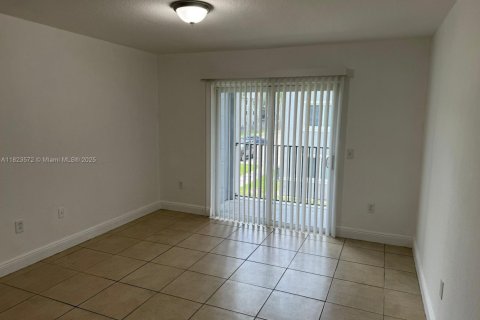 Condominio en venta en Homestead, Florida, 2 dormitorios, 83.15 m2 № 2017660 - foto 10