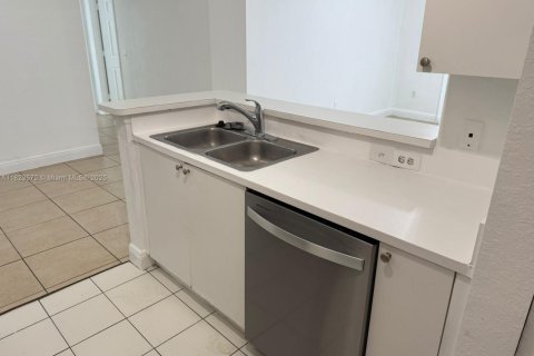 Condominio en venta en Homestead, Florida, 2 dormitorios, 83.15 m2 № 2017660 - foto 6