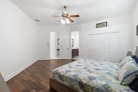 House in Hernando, Florida 3 bedrooms, 379.23 sq.m. № 2356419 - photo 17
