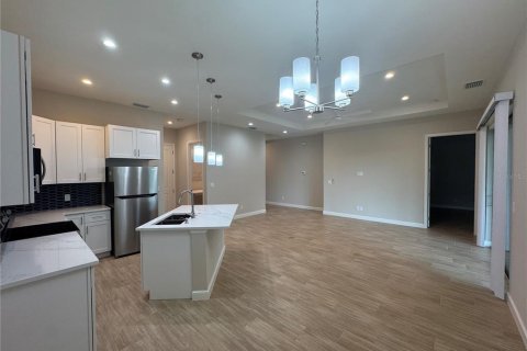 Villa ou maison à louer à Punta Gorda, Floride: 3 chambres, 143.63 m2 № 2423772 - photo 8