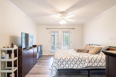 Villa ou maison à vendre à Altamonte Springs, Floride: 4 chambres, 207.92 m2 № 2142865 - photo 16