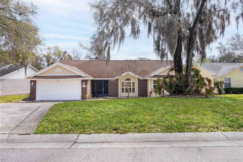 Villa ou maison à vendre à Altamonte Springs, Floride: 4 chambres, 207.92 m2 № 2142865 - photo 4