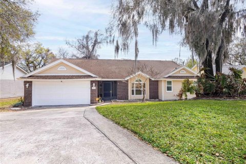 Villa ou maison à vendre à Altamonte Springs, Floride: 4 chambres, 207.92 m2 № 2142865 - photo 2
