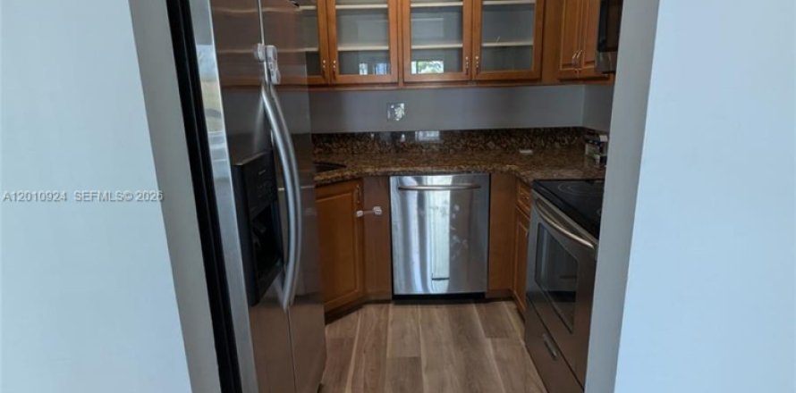 Condominio en Miami, Florida, 2 dormitorios  № 2076271