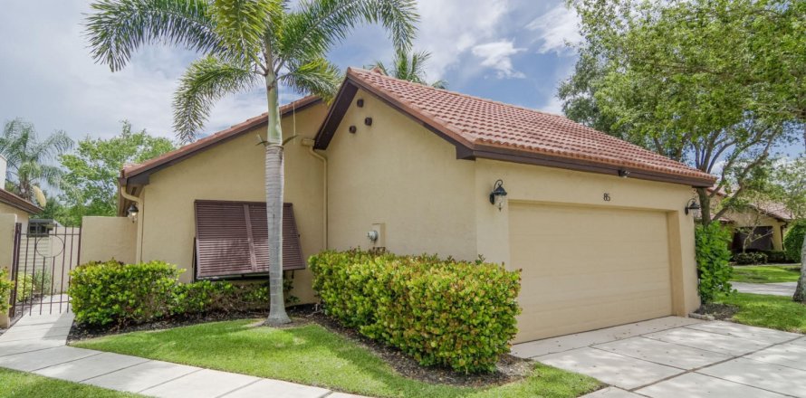 Casa en Palm Beach Gardens, Florida 3 dormitorios, 131.74 m2 № 1104740