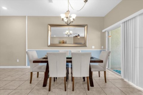 Adosado en venta en Kissimmee, Florida, 4 dormitorios, 177.81 m2 № 2093948 - foto 12
