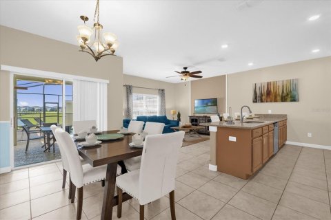 Adosado en venta en Kissimmee, Florida, 4 dormitorios, 177.81 m2 № 2093948 - foto 10
