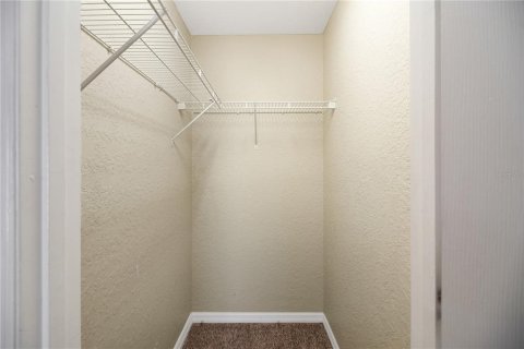 House in Fruitland Park, Florida 3 bedrooms, 121.05 sq.m. № 2211629 - photo 20