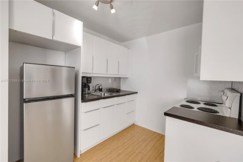 Купить кондоминиум в Майами-Бич, Флорида 39.02м2, № 1812109 - фото 7
