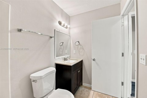 Купить виллу или дом в Порт-Сент-Луси, Флорида 3 спальни, 128.58м2, № 2290213 - фото 30