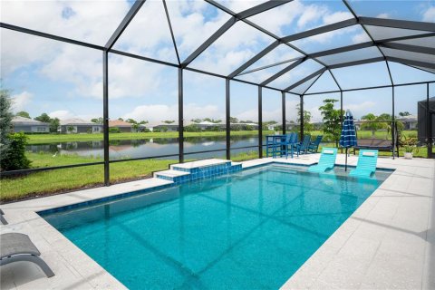 Villa ou maison à vendre à Englewood, Floride: 3 chambres, 259.85 m2 № 2306304 - photo 2