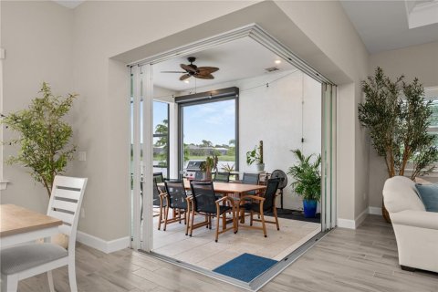 Villa ou maison à vendre à Englewood, Floride: 3 chambres, 259.85 m2 № 2306304 - photo 8
