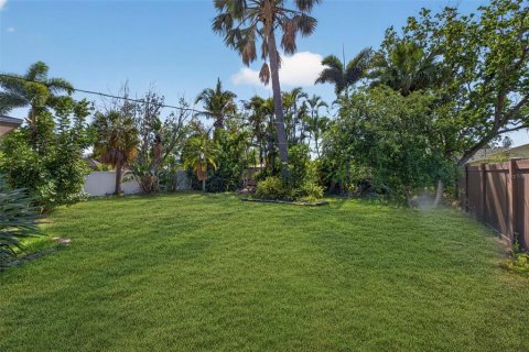 Villa ou maison à vendre à Saint Petersburg, Floride: 3 chambres, 127.55 m2 № 2212718 - photo 23