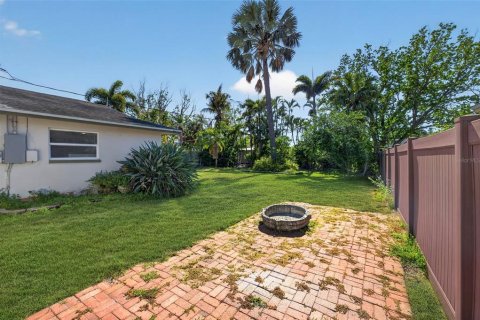 Villa ou maison à vendre à Saint Petersburg, Floride: 3 chambres, 127.55 m2 № 2212718 - photo 22