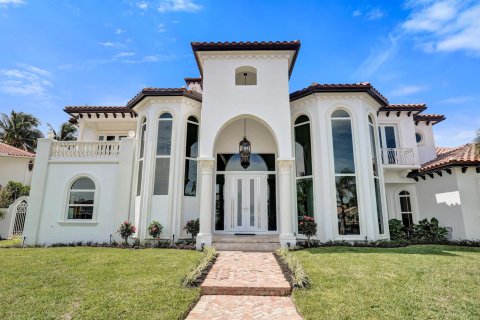 House in Boca Raton, Florida 4 bedrooms, 444.44 sq.m. № 2085201 - photo 2