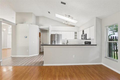 Villa ou maison à vendre à Tampa, Floride: 4 chambres, 179.3 m2 № 2224419 - photo 24