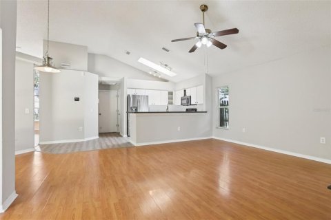 Villa ou maison à vendre à Tampa, Floride: 4 chambres, 179.3 m2 № 2224419 - photo 21
