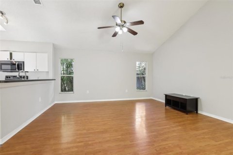 Villa ou maison à vendre à Tampa, Floride: 4 chambres, 179.3 m2 № 2224419 - photo 19