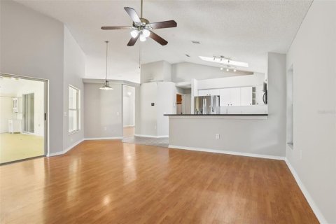 Villa ou maison à vendre à Tampa, Floride: 4 chambres, 179.3 m2 № 2224419 - photo 20