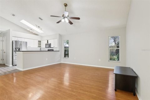Villa ou maison à vendre à Tampa, Floride: 4 chambres, 179.3 m2 № 2224419 - photo 17