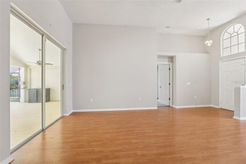 Villa ou maison à vendre à Tampa, Floride: 4 chambres, 179.3 m2 № 2224419 - photo 14