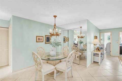 Villa ou maison à vendre à Palm Harbor, Floride: 2 chambres, 119.1 m2 № 1819150 - photo 13