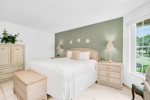 Villa ou maison à vendre à Palm Harbor, Floride: 2 chambres, 119.1 m2 № 1819150 - photo 19
