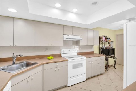 Villa ou maison à vendre à Palm Harbor, Floride: 2 chambres, 119.1 m2 № 1819150 - photo 8