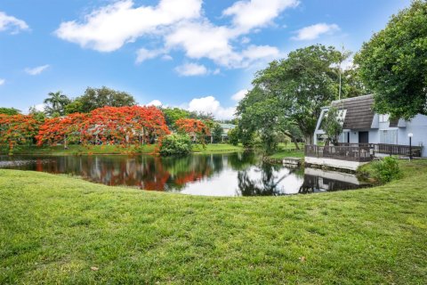 Copropriété à vendre à Plantation, Floride: 2 chambres, 95.69 m2 № 2089503 - photo 30