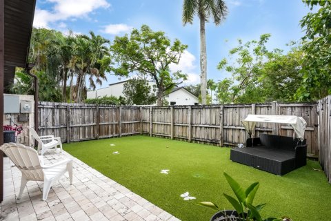 Copropriété à vendre à Plantation, Floride: 2 chambres, 95.69 m2 № 2089503 - photo 25
