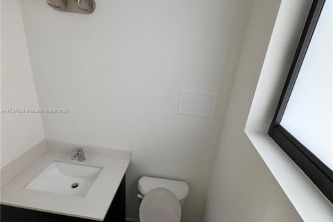 Townhouse in Homestead, Florida 3 bedrooms, 167.22 sq.m. № 1477659 - photo 6