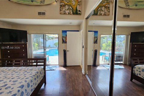 House in Fort Lauderdale, Florida 3 bedrooms, 149.67 sq.m. № 2029305 - photo 23