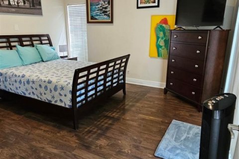 House in Fort Lauderdale, Florida 3 bedrooms, 149.67 sq.m. № 2029305 - photo 20