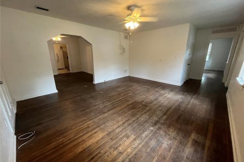 Villa ou maison à louer à Gainesville, Floride: 3 chambres, 194.72 m2 № 1822478 - photo 12