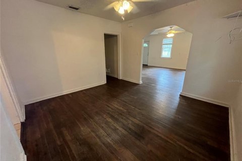 Villa ou maison à louer à Gainesville, Floride: 3 chambres, 194.72 m2 № 1822478 - photo 13