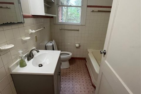 Villa ou maison à louer à Gainesville, Floride: 3 chambres, 194.72 m2 № 1822478 - photo 7