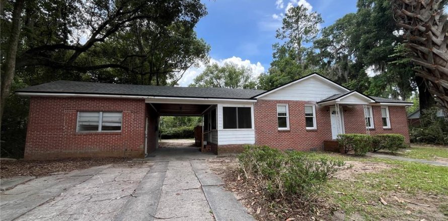 Casa en Gainesville, Florida 3 dormitorios, 194.72 m2 № 1822478